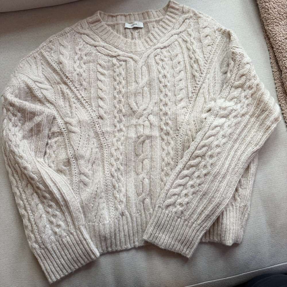 Vince Cropped Cable Knit Sweater in Cream - wool/cashmere
